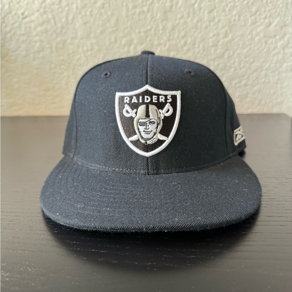Oakland Las Vegas Raiders Black Reebok hat - 7 1/8